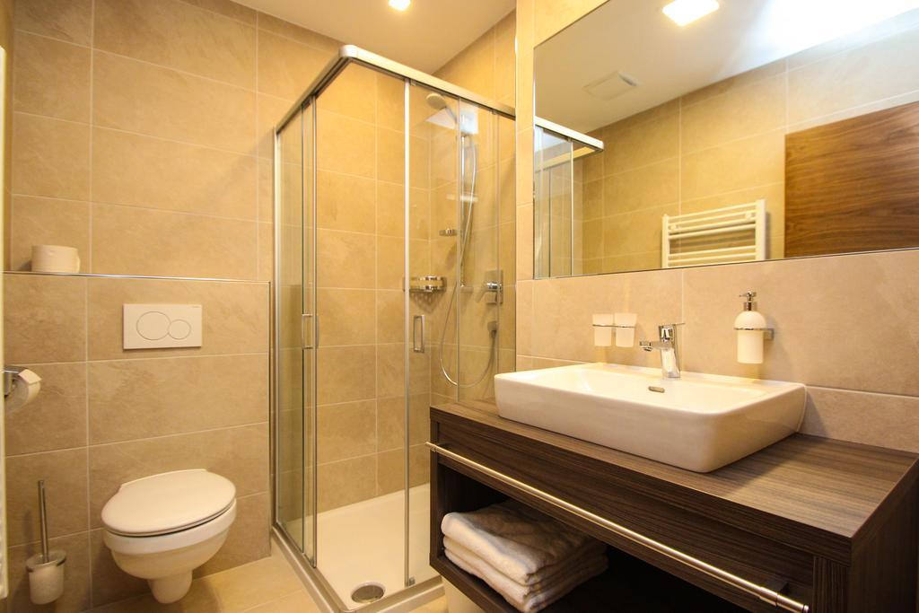 Lux Appartements Ишгъл Екстериор снимка